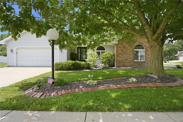 1307 Audrey Lane, Charleston, IL 61920