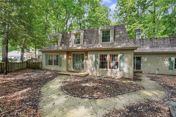 48 S Shorewood Drive, Danville, IL 61832