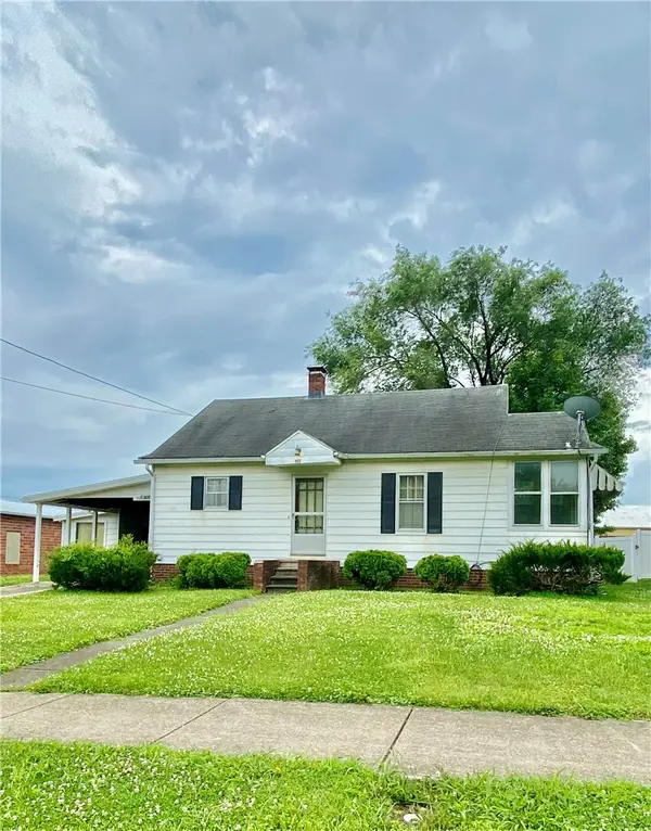 907 E Jefferson Avenue, Effingham, IL 62401