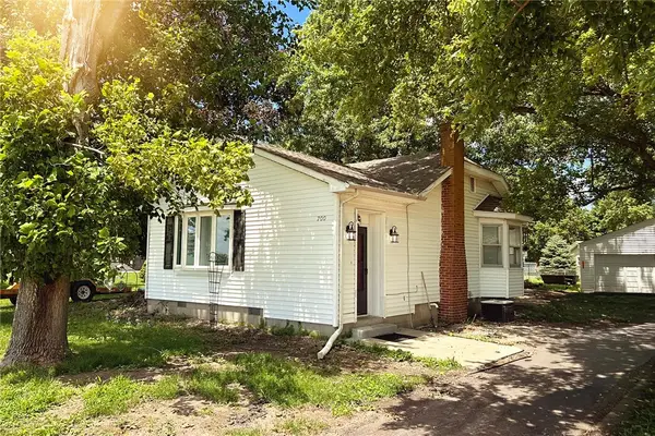 700 Southside Drive, Humboldt, IL 61931
