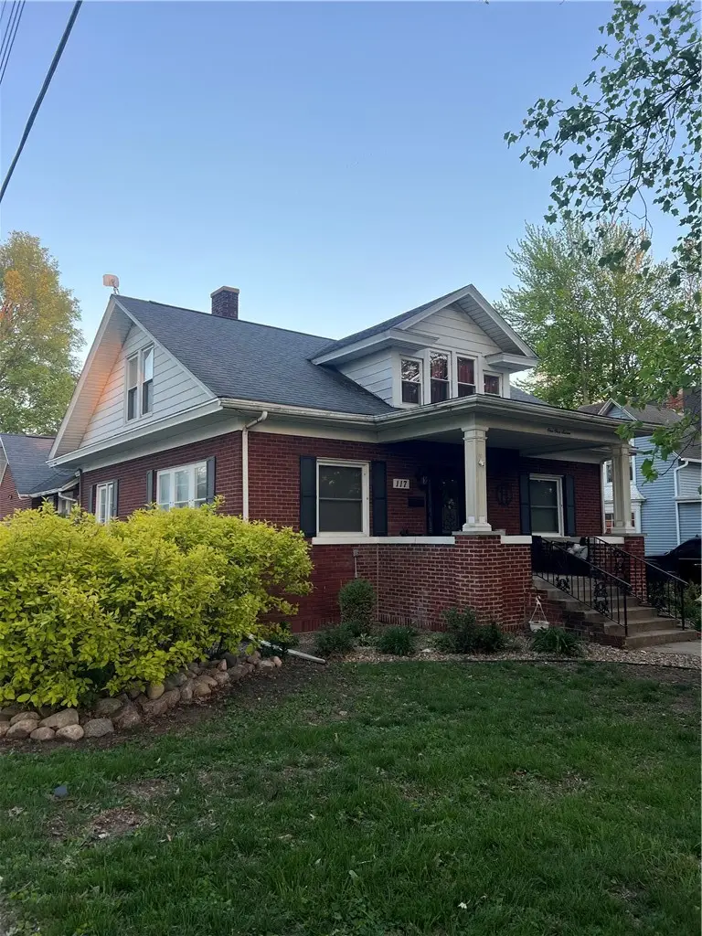 117 Hanover Street, Moweaqua, IL 62550 - #1
