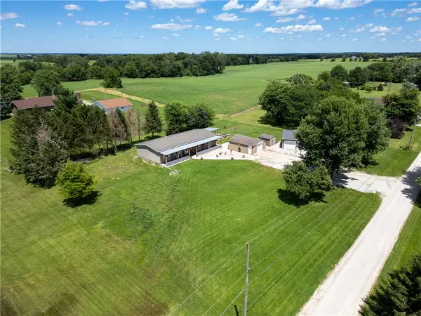 13079 E 2210 North Road, Danville, IL 61834