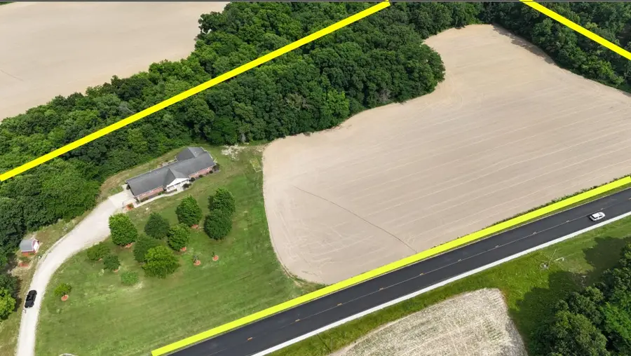 19484 N State Highway 32 Highway, Shumway, IL 62461 - #3