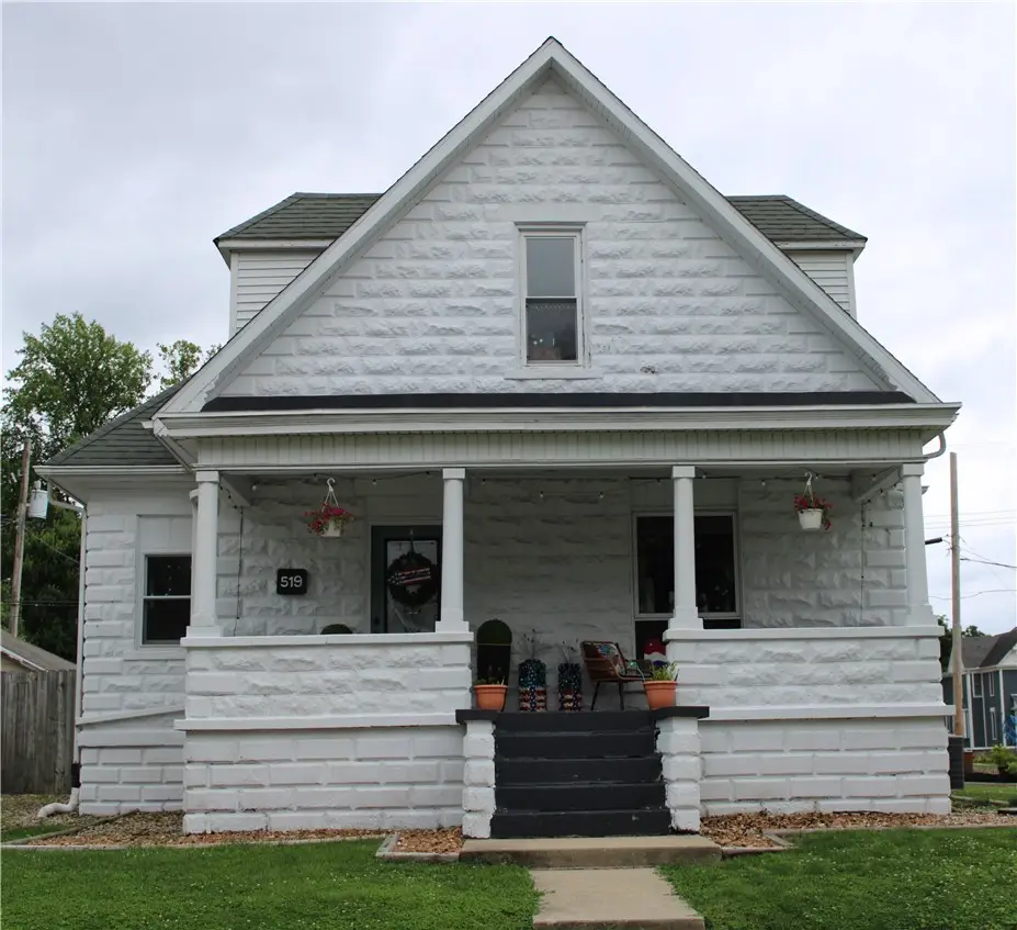 519 N Walnut Street, Shelbyville, IL 62565 - #1