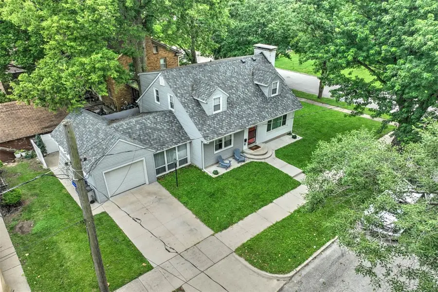 405 S Dennis Avenue, Decatur, IL 62522 - #2
