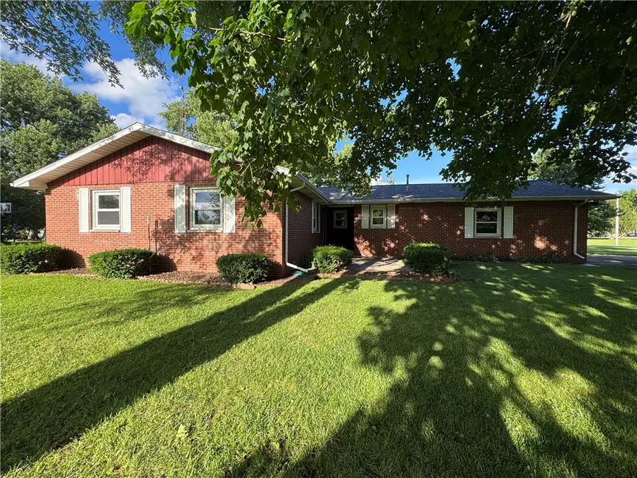 128 Woodlawn Drive, Chrisman, IL 61924 - #3