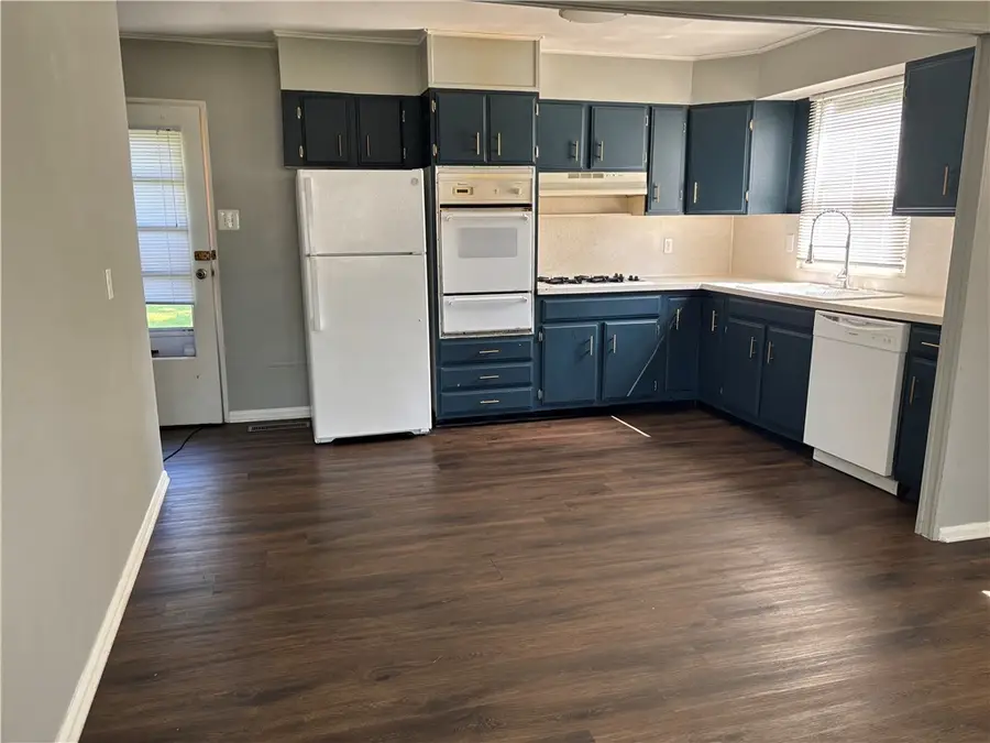 7 E Columbia Street, Danville, IL 61834 - #3