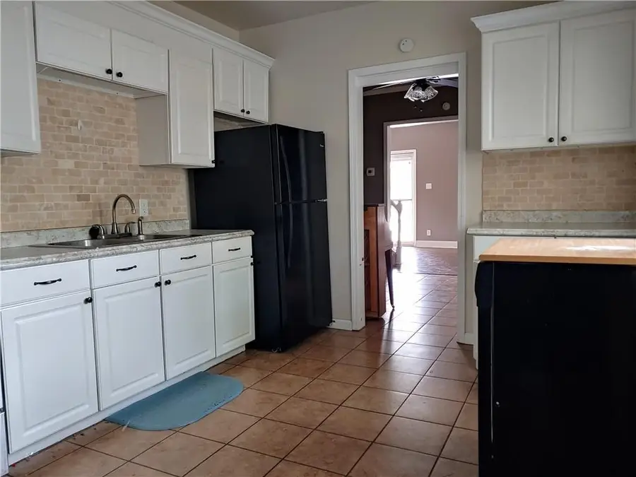 205 S Monterey Street, Paris, IL 61944 - #2