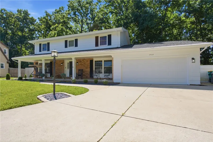 2523 Carriage Lane, Charleston, IL 61920 - #2