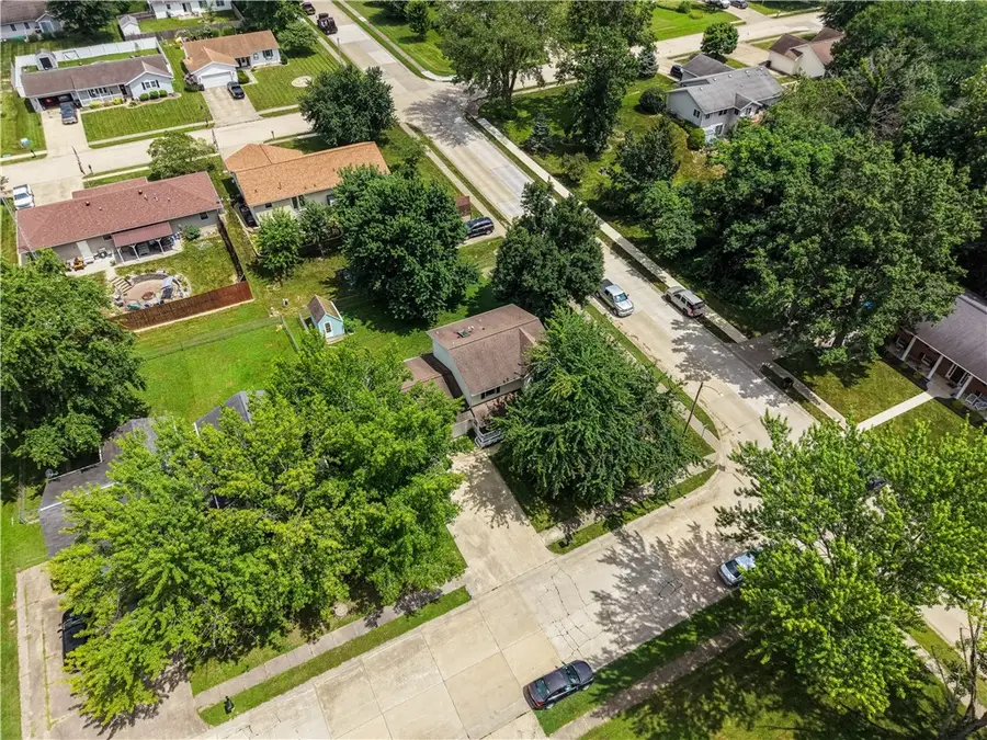 2012 Redoak Street, Effingham, IL 62401 - #2