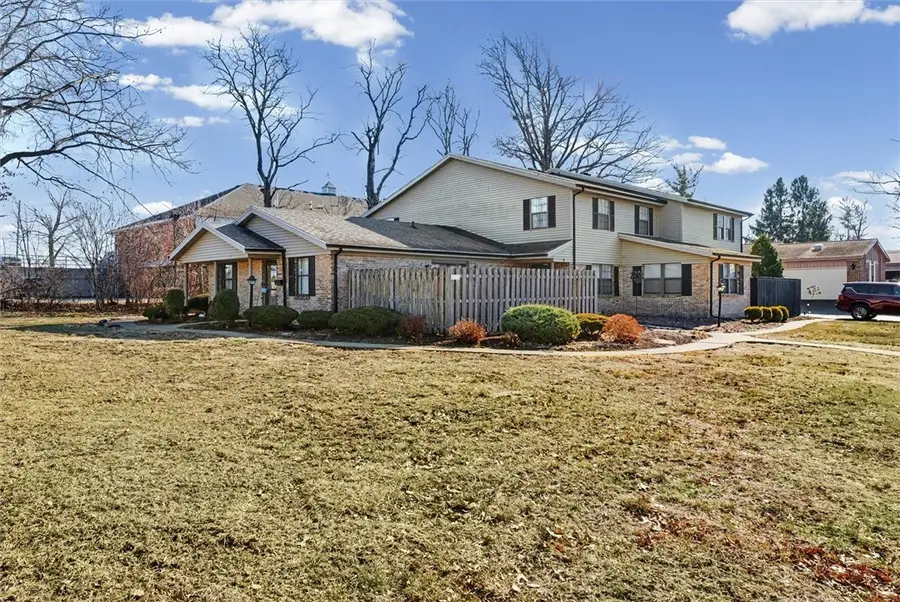 9 S Shorewood Drive, Danville, IL 61832 - #2