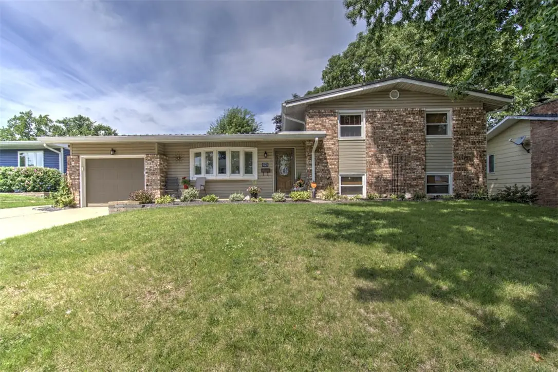 4125 N Newcastle Drive, Decatur, IL 62526 - #1