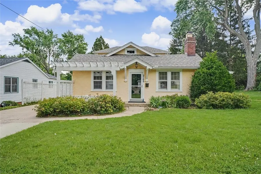 2109 N Washington Avenue, Danville, IL 61832 - #2