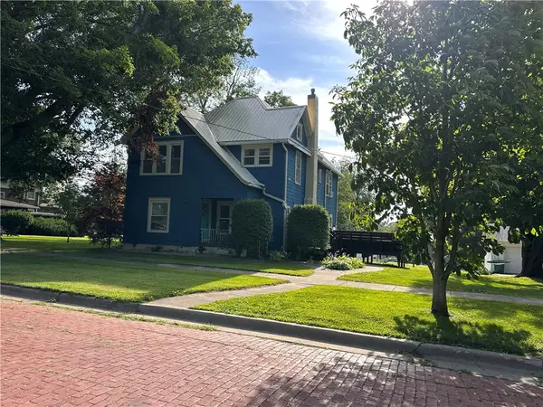 309 S Spruce Street, Pana, IL 62557