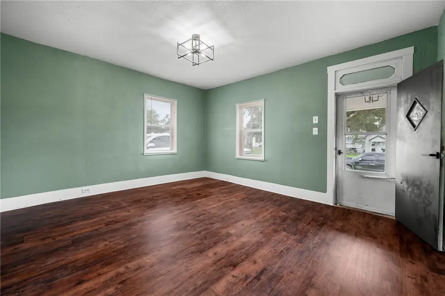 306 E Madison Street, Paris, IL 61944 - #3