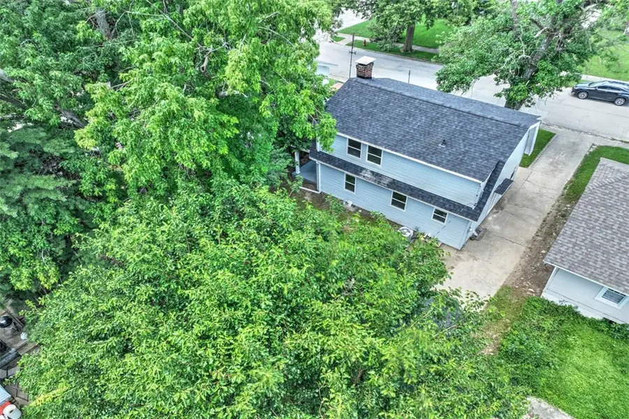 214 S Linden Avenue, Decatur, IL 62522 - #3