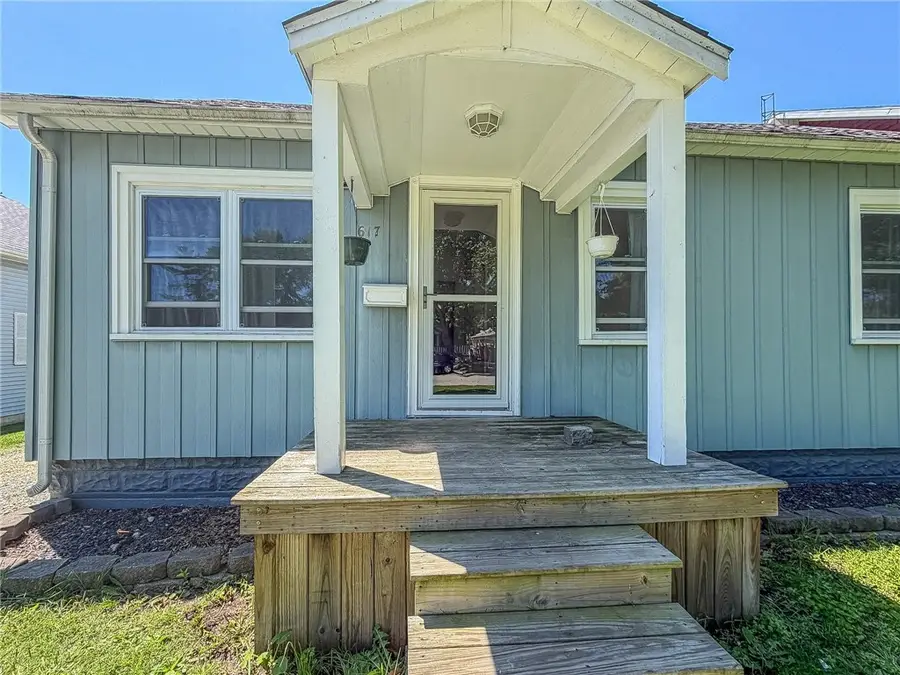 617 Edgar Avenue, Mattoon, IL 61938 - #2