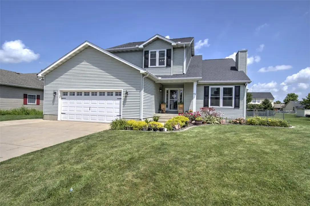 42 View Circle, Oreana, IL 62554 - #1