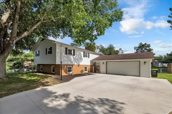 1525 Moorwood Drive, Decatur, IL 62521