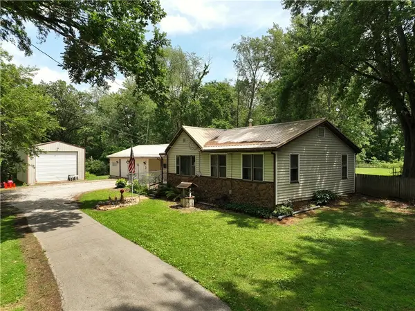 628 E Ross Lane, Danville, IL 61834