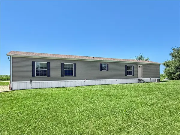 1286 County Road 2420 E, Casey, IL 62420