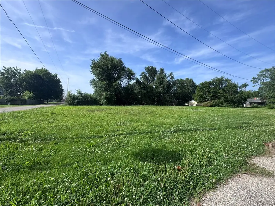 214 Illinois Street, Ashmore, IL 61912 - #2