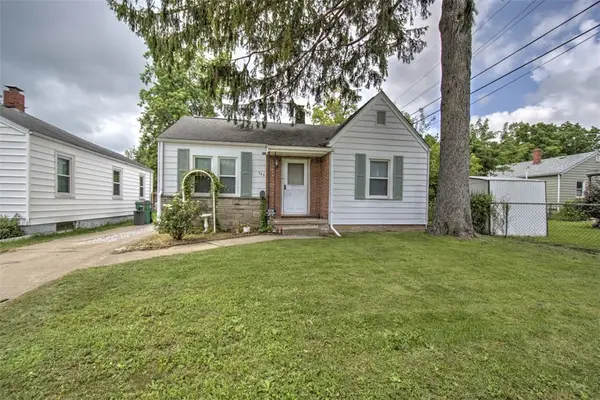 725 S 21st Street, Decatur, IL 62521