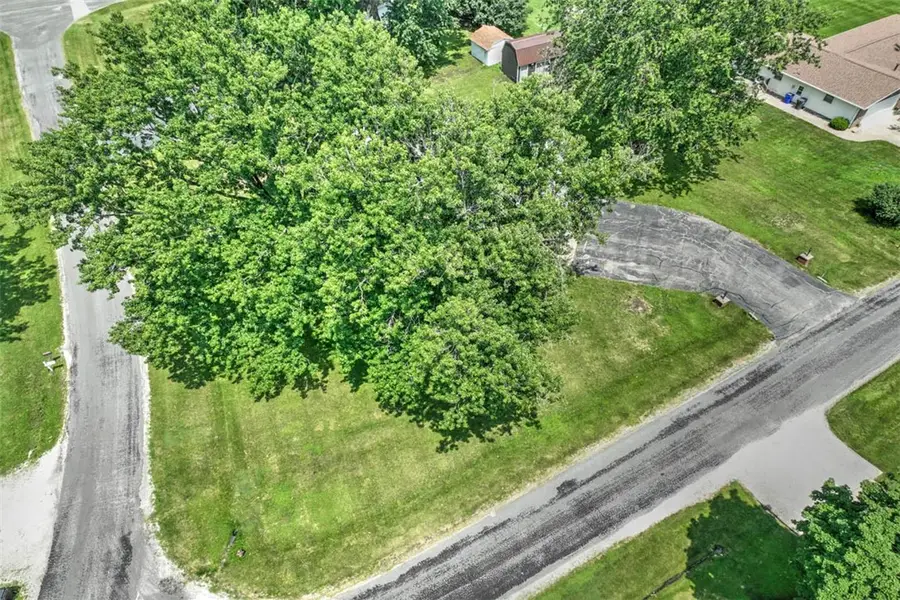 2220 Dunes Drive, Decatur, IL 62526 - #3