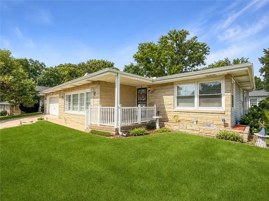 2220 W Ravina Park Road, Decatur, IL 62526 - #3