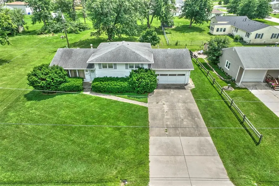 3113 E Chestnut Avenue, Decatur, IL 62521 - #2