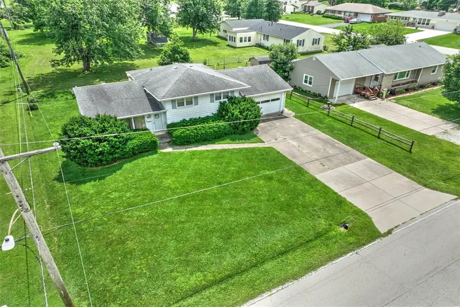 3113 E Chestnut Avenue, Decatur, IL 62521 - #3