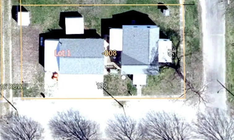 203 W North 7th Street, Shelbyville, IL 62565 - #2