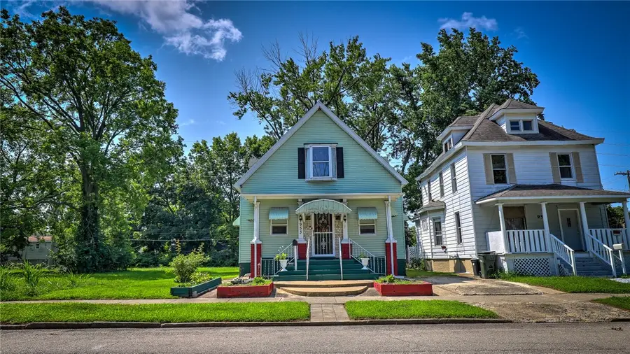 953 W Macon Street, Decatur, IL 62522 - #2