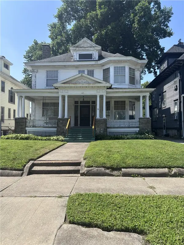 615 W Macon Street, Decatur, IL 62522