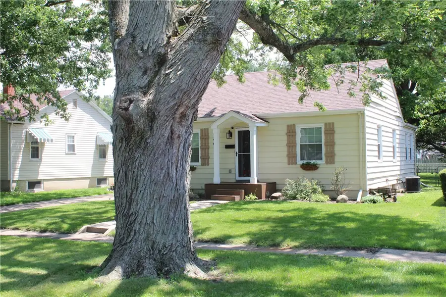 2 Westwood, Mattoon, IL 61938 - #2