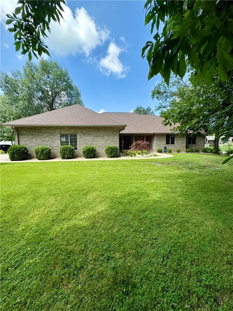 11411 Red Bud Lane, Paris, IL 61944 - #1