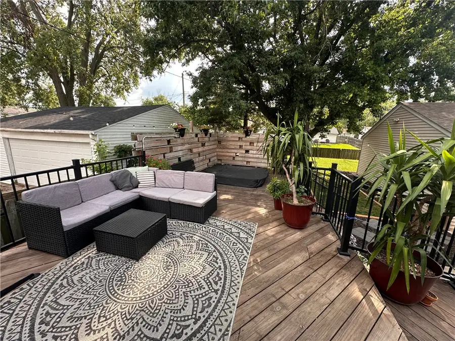 2003 S Richmond Road, Decatur, IL 62521 - #2
