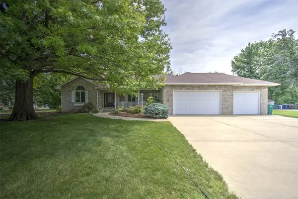1198 Wedgewood Court, Decatur, IL 62526