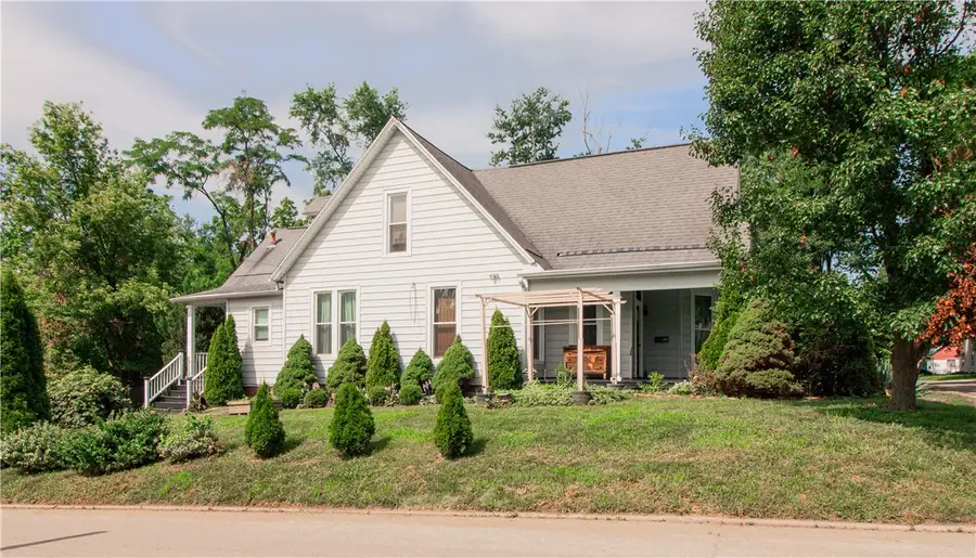 1020 Van Buren Avenue, Charleston, IL 61920 - #3