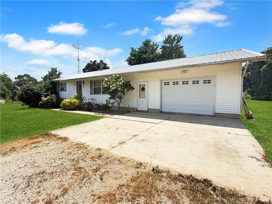 2194 E 300 North Road, Holland, IL 62444 - #2