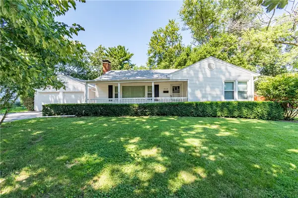 3115 N Macarthur Road, Decatur, IL 62526