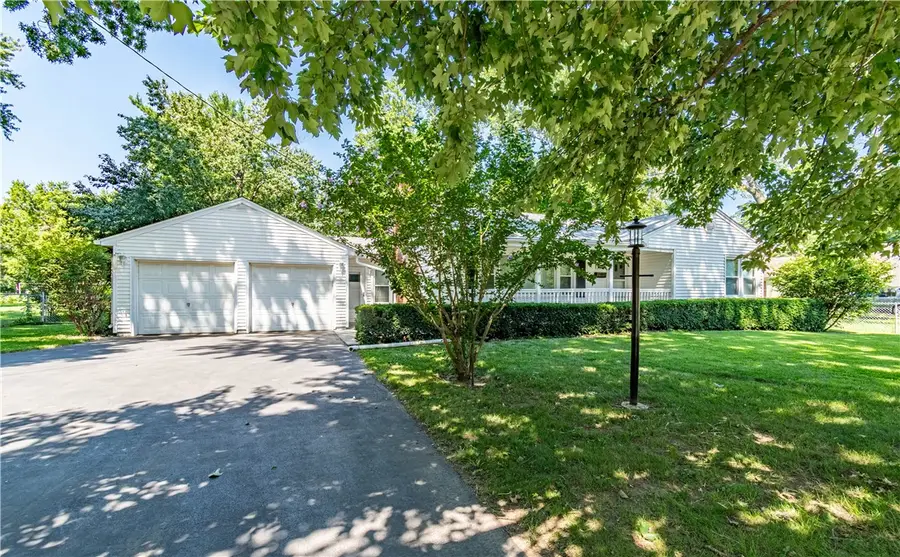 3115 N Macarthur Road, Decatur, IL 62526 - #3