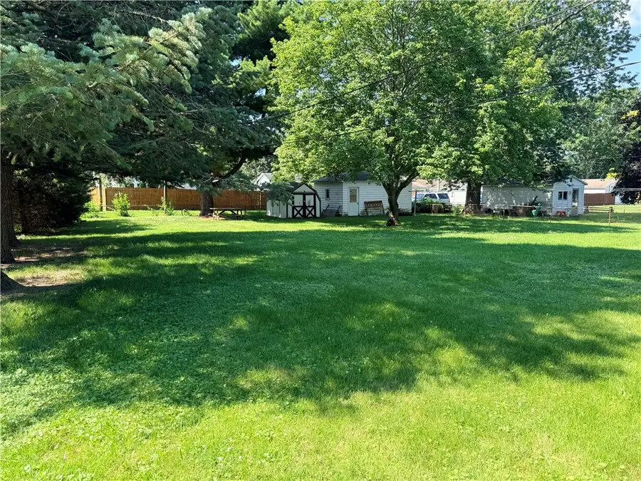 879 E Honeywell Avenue, Hoopeston, IL 60942 - #3