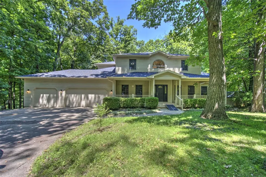 3255 Star Route Road, Oakley, IL 62501 - #1