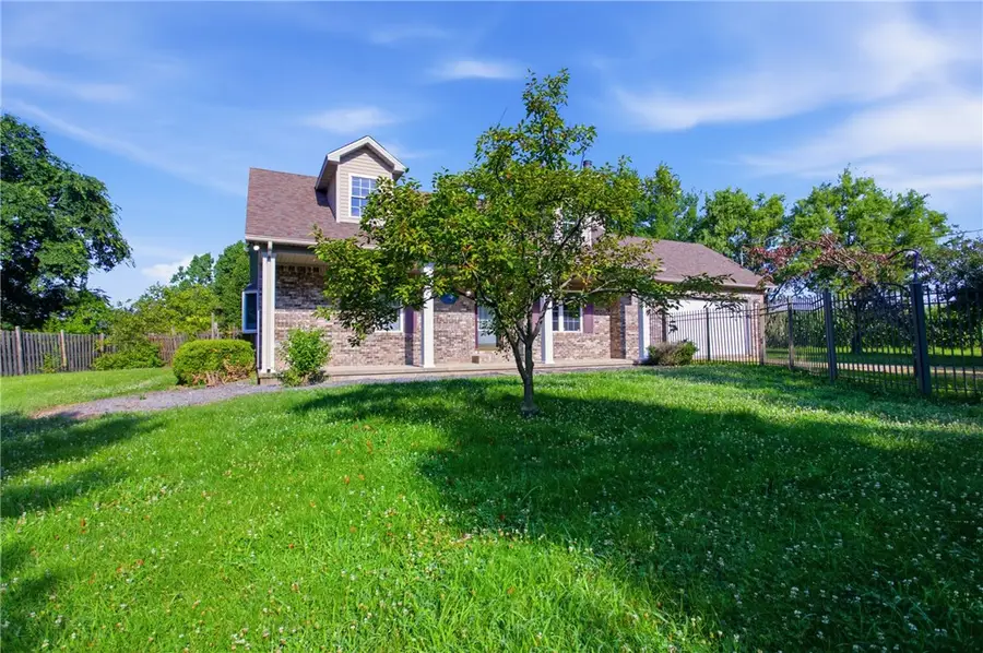 1683 County Highway 5, Shelbyville, IL 62565 - #2
