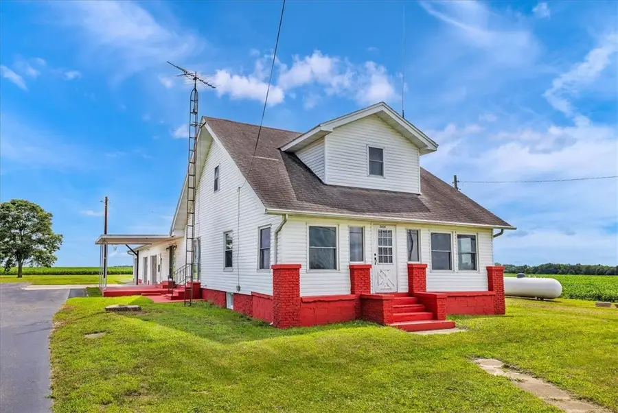 3031 Heritage Road, Decatur, IL 62521 - #2