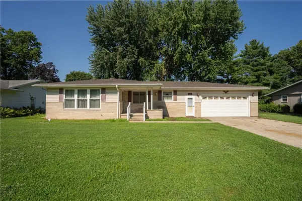 1017 Wenthe Drive, Effingham, IL 62401