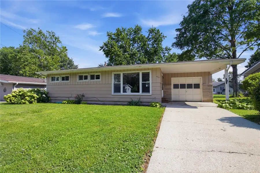 905 Holiday Drive, Effingham, IL 62401 - #3