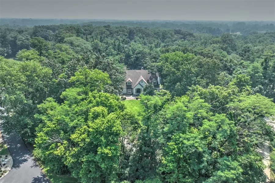 110 Southbrooke Court, Decatur, IL 62521 - #2
