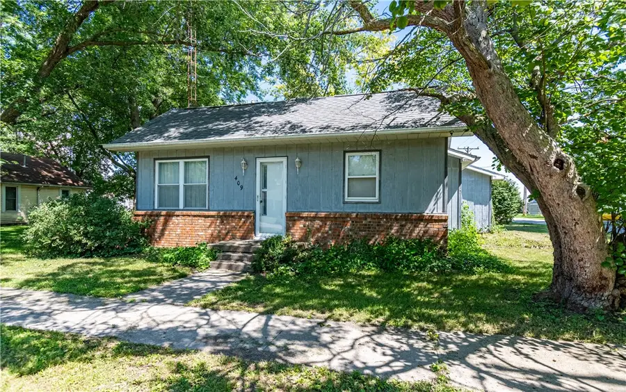 409 E South 2nd Street, Findlay, IL 62534 - #2